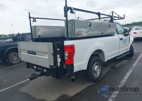 2022 Ford F-250 Xl z USA, uszkodzony, nr VIN 1FTBF2A66NEG45011